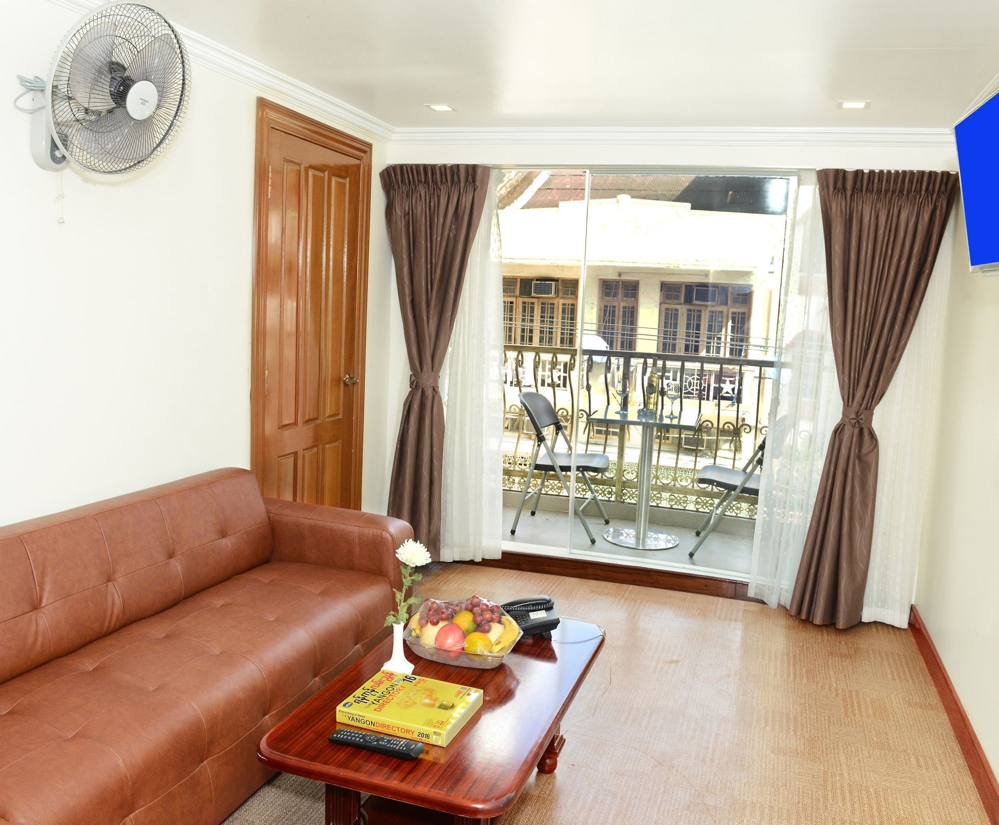 Hotel Bond Rangun Kültér fotó